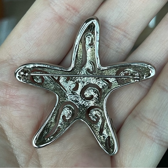 Vintage Star Fish Brooch Silver Tone Enamel & Clear Rhinestone Crystals - Picture 5 of 6